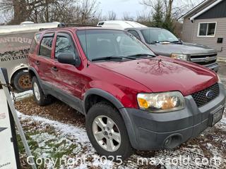 MaxSold Auction: 2005 Ford Escape VIN # 1FMYU03125KB26136 A - Greater Napanee (Ontario, Canada) PARTNER MANAGED Estate Sale Online Auction - Camden Road