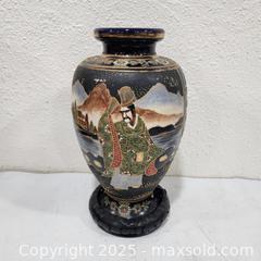 MaxSold Auction: Japanese Satsuma-Style Decorated Vase with Stand - Sacramento (California, USA) SELLER MANAGED Reseller Online Auction - Arden Way