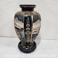 MaxSold Auction: Japanese Satsuma-Style Decorated Vase with Stand - Sacramento (California, USA) SELLER MANAGED Reseller Online Auction - Arden Way