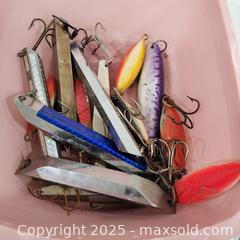 MaxSold Auction: Mixed Fishing Lures - Deep Sea and More - Sacramento (California, USA) SELLER MANAGED Reseller Online Auction - Arden Way