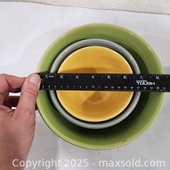 MaxSold Auction: Set of 3 Vintage Bauer Ceramic Mixing Bowls - Sacramento (California, USA) SELLER MANAGED Reseller Online Auction - Arden Way