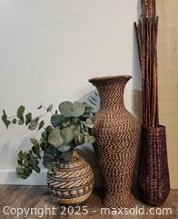 MaxSold Auction: Set of Woven Floor Vases with Decorative Stems (Set of 3) - Sacramento (California, USA) SELLER MANAGED Reseller Online Auction - Arden Way