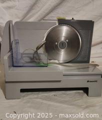 MaxSold Auction: Bravetti 6&#34; Electric Meat Slicer, 120V, Silver - Toronto (Ontario, Canada) SELLER MANAGED Downsizing Online Auction - Rutherford Avenue