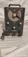 MaxSold Auction: Heathkit IT-11 Capacitor Checker Capacitance Meter (Bench) - Toronto (Ontario, Canada) SELLER MANAGED Downsizing Online Auction - Rutherford Avenue