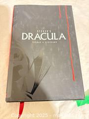 MaxSold Auction: Lot of 10 Graphic Novels — Horror & Science Fiction - Toronto (Ontario, Canada) SELLER MANAGED Downsizing Online Auction - Rutherford Avenue