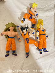 MaxSold Auction: Lot of 20+ Dragon Ball Z Action Figures (3–5 in) - Toronto (Ontario, Canada) SELLER MANAGED Downsizing Online Auction - Rutherford Avenue