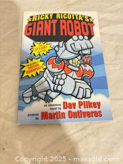 MaxSold Auction: Lot of 8 Children&#39;s Paperback Books: Captain Underpants &#38; Ricky Ricotta - Toronto (Ontario, Canada) SELLER MANAGED Downsizing Online Auction - Rutherford Avenue