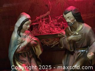 MaxSold Auction: Vintage Sears, Lighted, Musical 12pc. Nativity Set With Cards - Vancouver (British Columbia, Canada) PARTNER MANAGED Downsizing Online Auction - Montcalm Street (CONDO)