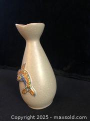 MaxSold Auction: Herta Gertz Studio Art Pottery - Saanich (British Columbia, Canada) SELLER MANAGED Downsizing Online Auction - Colquitz Avenue