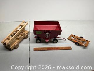 MaxSold Auction: Ertl toy hopper plus more - Stone Mills (Camden East) (Ontario, Canada) SELLER MANAGED Downsizing Online Auction - County Road 1