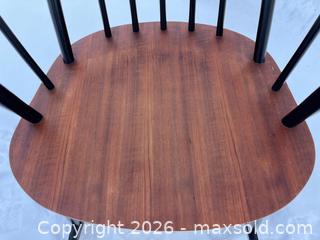 MaxSold Auction: Mid Century Modern MCM rocking chair - Stone Mills (Camden East) (Ontario, Canada) SELLER MANAGED Downsizing Online Auction - County Road 1