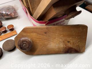 MaxSold Auction: Molding planes and knobs - Stone Mills (Camden East) (Ontario, Canada) SELLER MANAGED Downsizing Online Auction - County Road 1