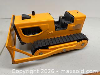 MaxSold Auction: Tonka bulldozer - Stone Mills (Camden East) (Ontario, Canada) SELLER MANAGED Downsizing Online Auction - County Road 1