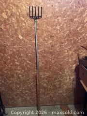 MaxSold Auction: Vintage spear - Stone Mills (Camden East) (Ontario, Canada) SELLER MANAGED Downsizing Online Auction - County Road 1