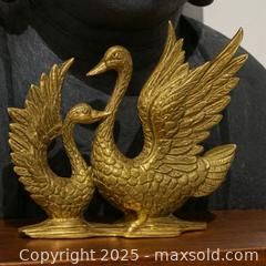 MaxSold Auction: Vintage Solid Brass Swan Sculpture – Regal Elegance &#38; Timeless Craftsmanship  - Newmarket (Ontario, Canada) SELLER MANAGED Downsizing Online Auction - Brimson Drive (STORAGE)