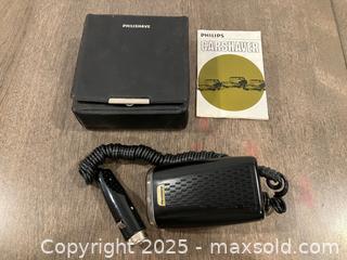 MaxSold Auction: 12V Razor - Ottawa (Ontario, Canada) SELLER MANAGED Downsizing Online Auction - Zephyr Avenue