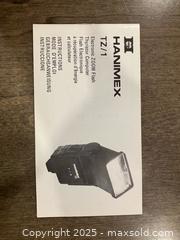 MaxSold Auction: Camera Flash - Ottawa (Ontario, Canada) SELLER MANAGED Downsizing Online Auction - Zephyr Avenue