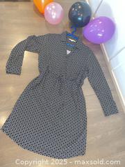 MaxSold Auction: Cleo Petites L Black Polka Dot Knee-Length Shirt Dress - Ottawa (Ontario, Canada) SELLER MANAGED Downsizing Online Auction - Zephyr Avenue