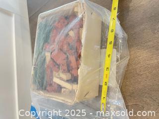 MaxSold Auction: Minibrix  - Ottawa (Ontario, Canada) SELLER MANAGED Downsizing Online Auction - Zephyr Avenue