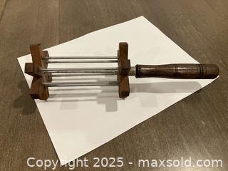 MaxSold Auction: Old tool - Ottawa (Ontario, Canada) SELLER MANAGED Downsizing Online Auction - Zephyr Avenue