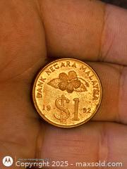 MaxSold Auction: 1$ Coin Gold Toned  - South Frontenac (Ontario, Canada) SELLER MANAGED Downsizing Online Auction - Battersea Road