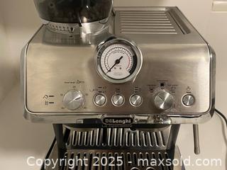 MaxSold Auction: De’longhi La Specialista Arte espresso machine - coffee machine  - Vancouver (British Columbia, Canada) SELLER MANAGED Downsizing Online Auction -  West Broadway (CONDO)