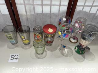 MaxSold Auction: Assorted Novelty Drinking Glasses Lot of 9 - Warwick (Rhode Island, USA) SELLER MANAGED Reseller Online Auction - Warwick Avenue