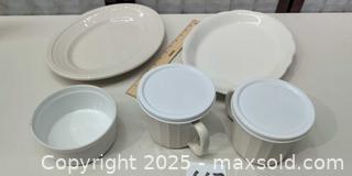 MaxSold Auction: Cream Ceramic Stoneware Bakeware &#38; Serving Set, 5 Pieces - Warwick (Rhode Island, USA) SELLER MANAGED Reseller Online Auction - Warwick Avenue