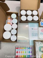 MaxSold Auction: Diamond Press Mixed-Media Craft Card Making Kit - Warwick (Rhode Island, USA) SELLER MANAGED Reseller Online Auction - Warwick Avenue