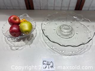 MaxSold Auction: Indiana Glass Cake Stand, Fostoria Handled Bowl - Warwick (Rhode Island, USA) SELLER MANAGED Reseller Online Auction - Warwick Avenue