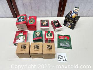 MaxSold Auction: Lot of 12 Holiday Figurines &#38; Ornaments — Old World, Enesco, Hallmark - Warwick (Rhode Island, USA) SELLER MANAGED Reseller Online Auction - Warwick Avenue