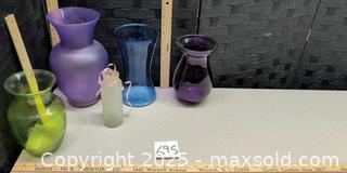 MaxSold Auction: Lot of 5 Decorative Glass Vases &#38; Bottles - Warwick (Rhode Island, USA) SELLER MANAGED Reseller Online Auction - Warwick Avenue