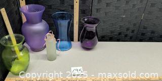 MaxSold Auction: Lot of 5 Decorative Glass Vases &#38; Bottles - Warwick (Rhode Island, USA) SELLER MANAGED Reseller Online Auction - Warwick Avenue