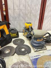 MaxSold Auction: Lot of DeWalt, Kobalt &#38; Porter-Cable Corded Sanders with Accessories - Warwick (Rhode Island, USA) SELLER MANAGED Reseller Online Auction - Warwick Avenue
