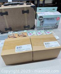 MaxSold Auction: Sizzix Sidekick Starter Kit with Cutting Pads and Accessories - Warwick (Rhode Island, USA) SELLER MANAGED Reseller Online Auction - Warwick Avenue