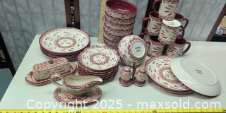 MaxSold Auction: Temp-tations by Tara Presentable Dinnerware Set, Old World Red Floral - Warwick (Rhode Island, USA) SELLER MANAGED Reseller Online Auction - Warwick Avenue