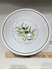 MaxSold Auction: Williams-Sonoma Ceramic 7-Piece Set, Olive &#38; Thyme Patterns - Warwick (Rhode Island, USA) SELLER MANAGED Reseller Online Auction - Warwick Avenue