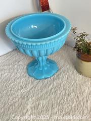 MaxSold Auction: ANTIQUE PRESSED OPALINE GLASS COMPOTE - Toronto (Ontario, Canada) SELLER MANAGED Reseller Online Auction -  Bayview Avenue