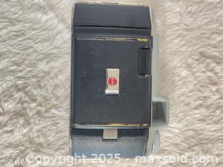 MaxSold Auction: Kodak Tourist 620 Film Medium Format Camera with Kodet lens 1950’s - Toronto (Ontario, Canada) SELLER MANAGED Reseller Online Auction -  Bayview Avenue