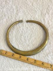 MaxSold Auction: Vintage Brass Bracelets Necklace Collection  - Toronto (Ontario, Canada) SELLER MANAGED Reseller Online Auction -  Bayview Avenue