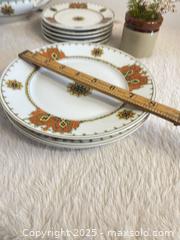 MaxSold Auction: Vintage Porcelain German CT Altwasser C. Tielsch Altwasser Silesia Dining Set  - Toronto (Ontario, Canada) SELLER MANAGED Reseller Online Auction -  Bayview Avenue