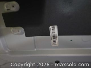 MaxSold Auction: Samsung Television screen 55 inch - Vaughan (Ontario, Canada) SELLER MANAGED Commercial Liquidation Online Auction - Nashville Road