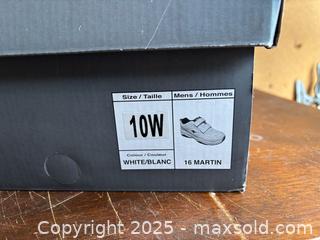 MaxSold Auction: Athletic Works 16 MARTIN Size 10 W White Velcro Sneakers - Maple Ridge (British Columbia, Canada) PARTNER MANAGED Estate Sale Online Auction - Blanshard Street (STORAGE)