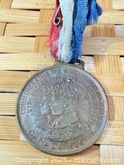 MaxSold Auction: Canada 1939 Commemorative War Medallion Medal for King George VI & Queen Elizabeth - Maple Ridge (British Columbia, Canada) PARTNER MANAGED Estate Sale Online Auction - Blanshard Street (STORAGE)