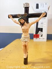 MaxSold Auction: Catholic Wall Crucifix with Jesus Corpus, ~15 in, INRI - Maple Ridge (British Columbia, Canada) PARTNER MANAGED Estate Sale Online Auction - Blanshard Street (STORAGE)