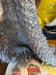 MaxSold Auction: Lot: Buffalo Batt Craft Batting, Pillowcase & Throws (3–5 Items) - Maple Ridge (British Columbia, Canada) PARTNER MANAGED Estate Sale Online Auction - Blanshard Street (STORAGE)