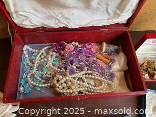 MaxSold Auction: Lot of Vintage Costume Jewelry — Necklaces, Bracelets, Pins, Earrings - Maple Ridge (British Columbia, Canada) PARTNER MANAGED Estate Sale Online Auction - Blanshard Street (STORAGE)