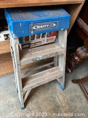 MaxSold Auction: Mighty-Lite 3-Step Aluminum Step Stool (Werner Label Visible) - Maple Ridge (British Columbia, Canada) PARTNER MANAGED Estate Sale Online Auction - Blanshard Street (STORAGE)