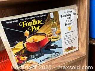MaxSold Auction: West Bend (ChefWare) Electric Fondue Pot No. 5397 Pimento - Maple Ridge (British Columbia, Canada) PARTNER MANAGED Estate Sale Online Auction - Blanshard Street (STORAGE)
