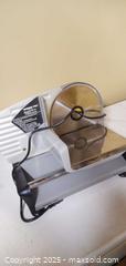 MaxSold Auction: Meat slicer  - North Cowichan(Crofton) (British Columbia, Canada) SELLER MANAGED Downsizing Online Auction - Musgrave Street